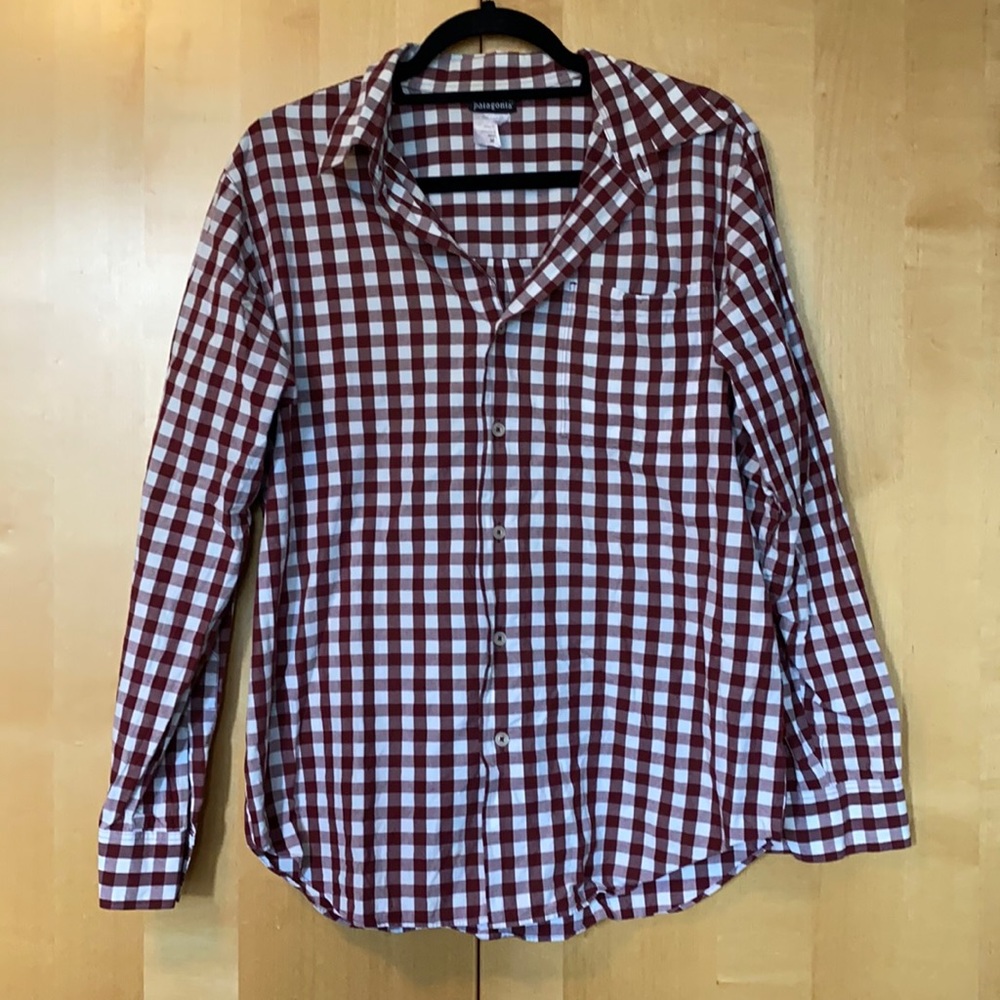 Patagonia Maroon and White Gingham Shirt (Medium But Runs Large)